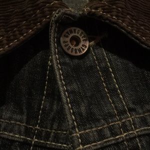 Meet your Posher, Maggie